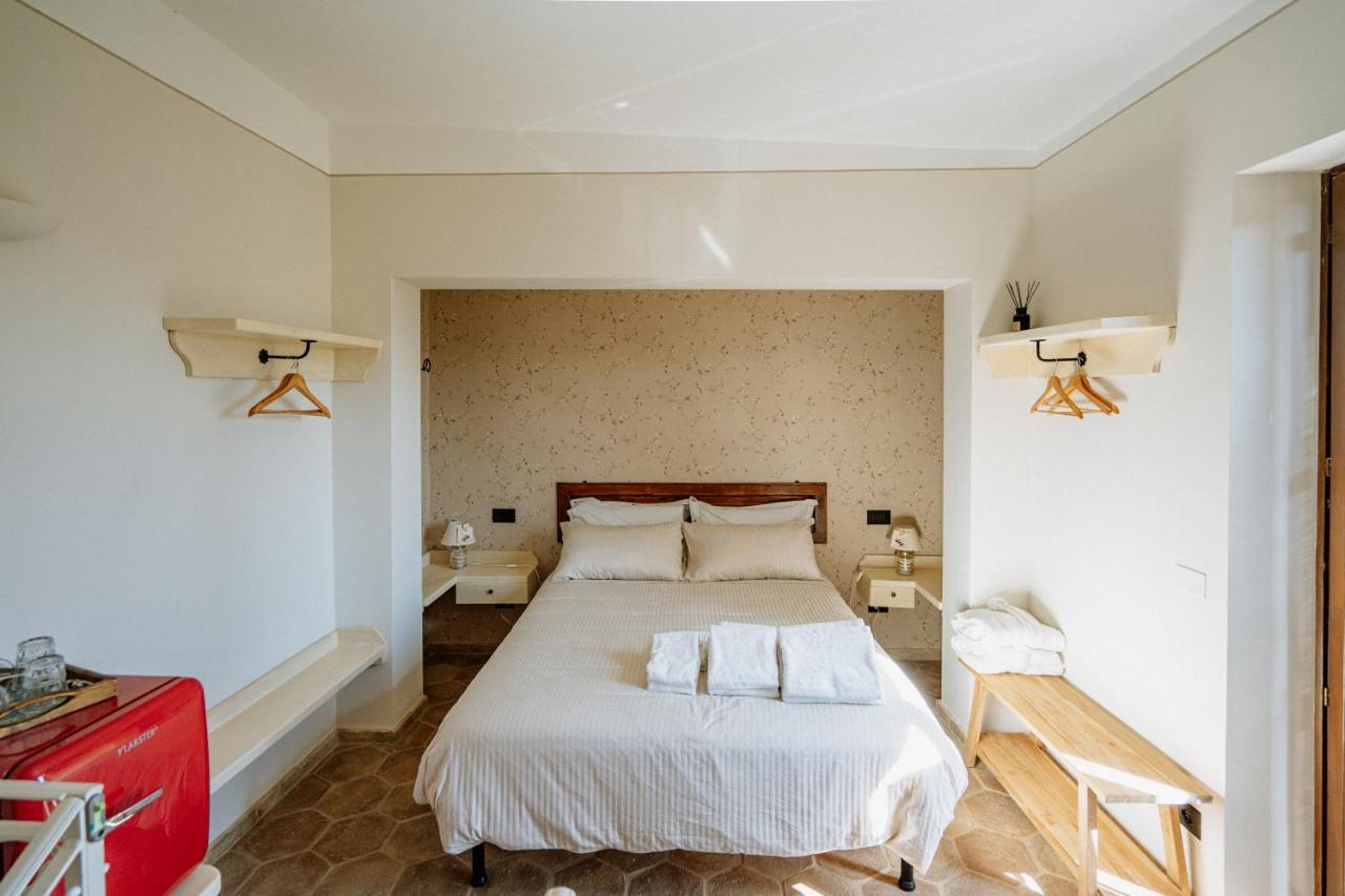 La Casa Delle Api Bed & Breakfast Offida Bagian luar foto