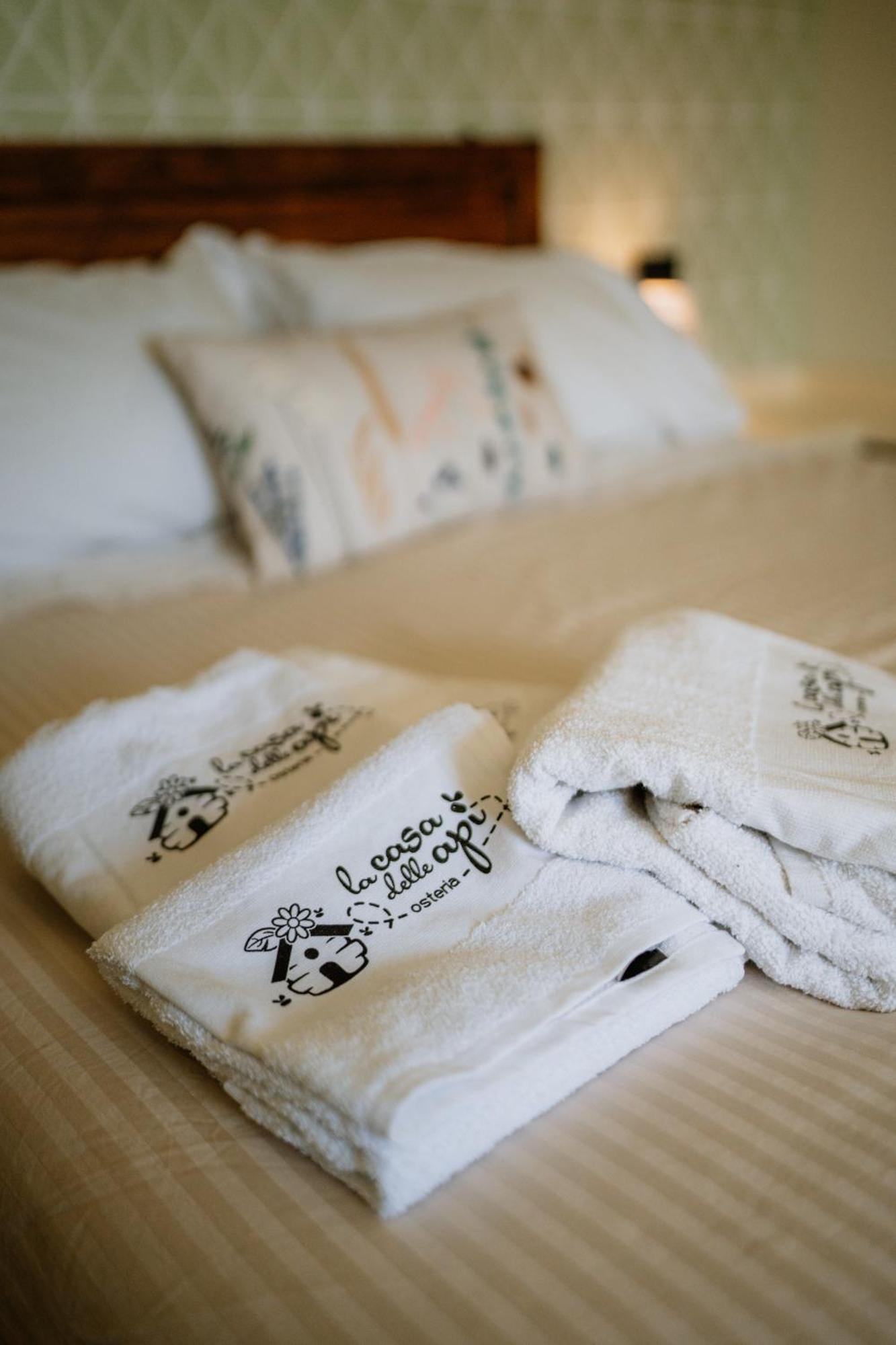 La Casa Delle Api Bed & Breakfast Offida Bagian luar foto