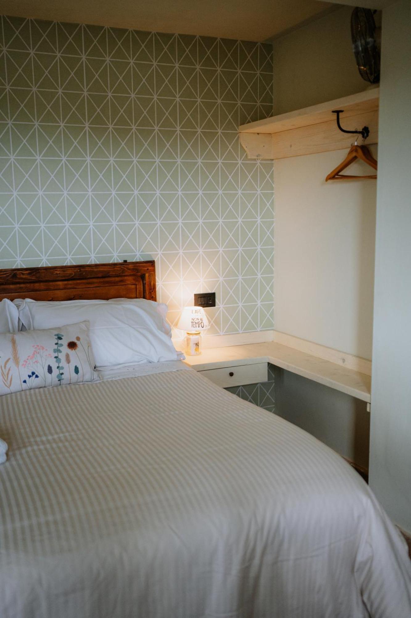 La Casa Delle Api Bed & Breakfast Offida Bagian luar foto